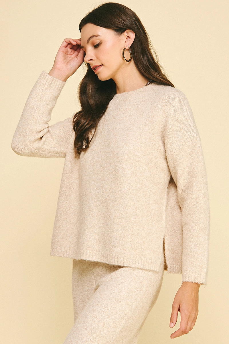 Soft Yarn Knit Sweater - Oatmeal