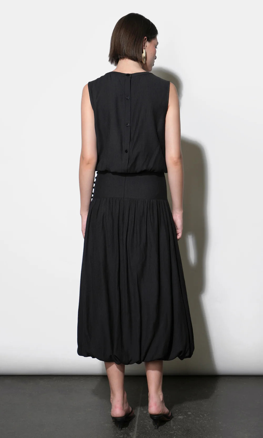 Delilah Bubble Midi Skirt With Side Button - Black