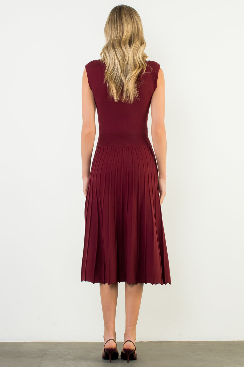 Sleeveless Knit Maxi Dress - Burgundy