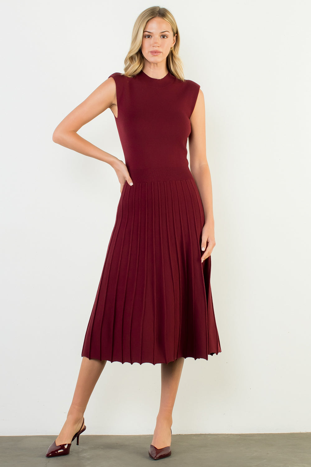 Sleeveless Knit Maxi Dress - Burgundy