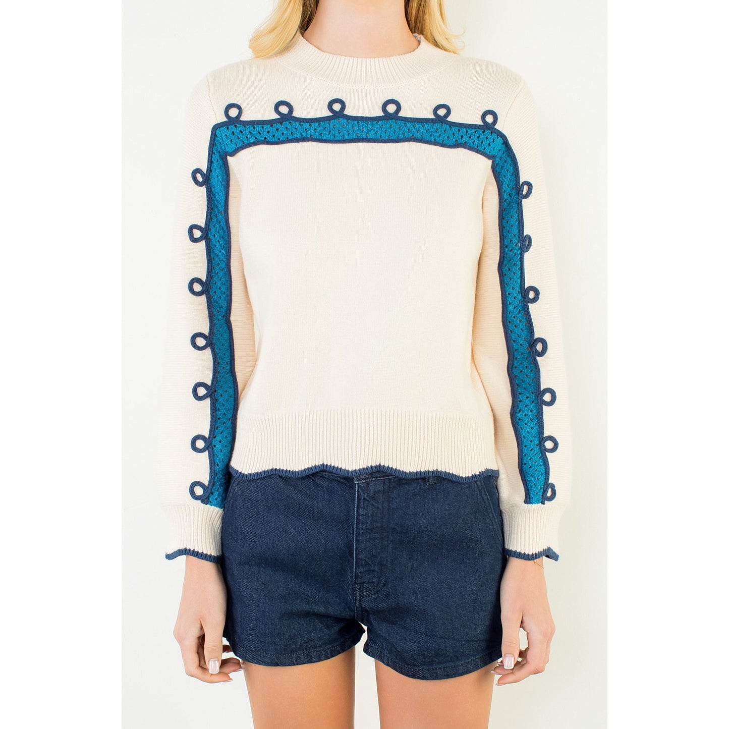 Long Sleeve Wavy Pattern Knitted Sweater - Cream
