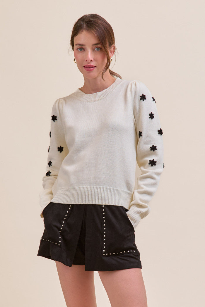 Floral Embroidered Pullover Sweater - Ivory