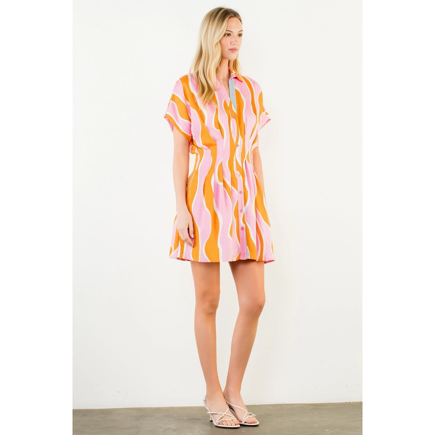 Short Sleeve Wavy Striped Pattern Dress - Pink
