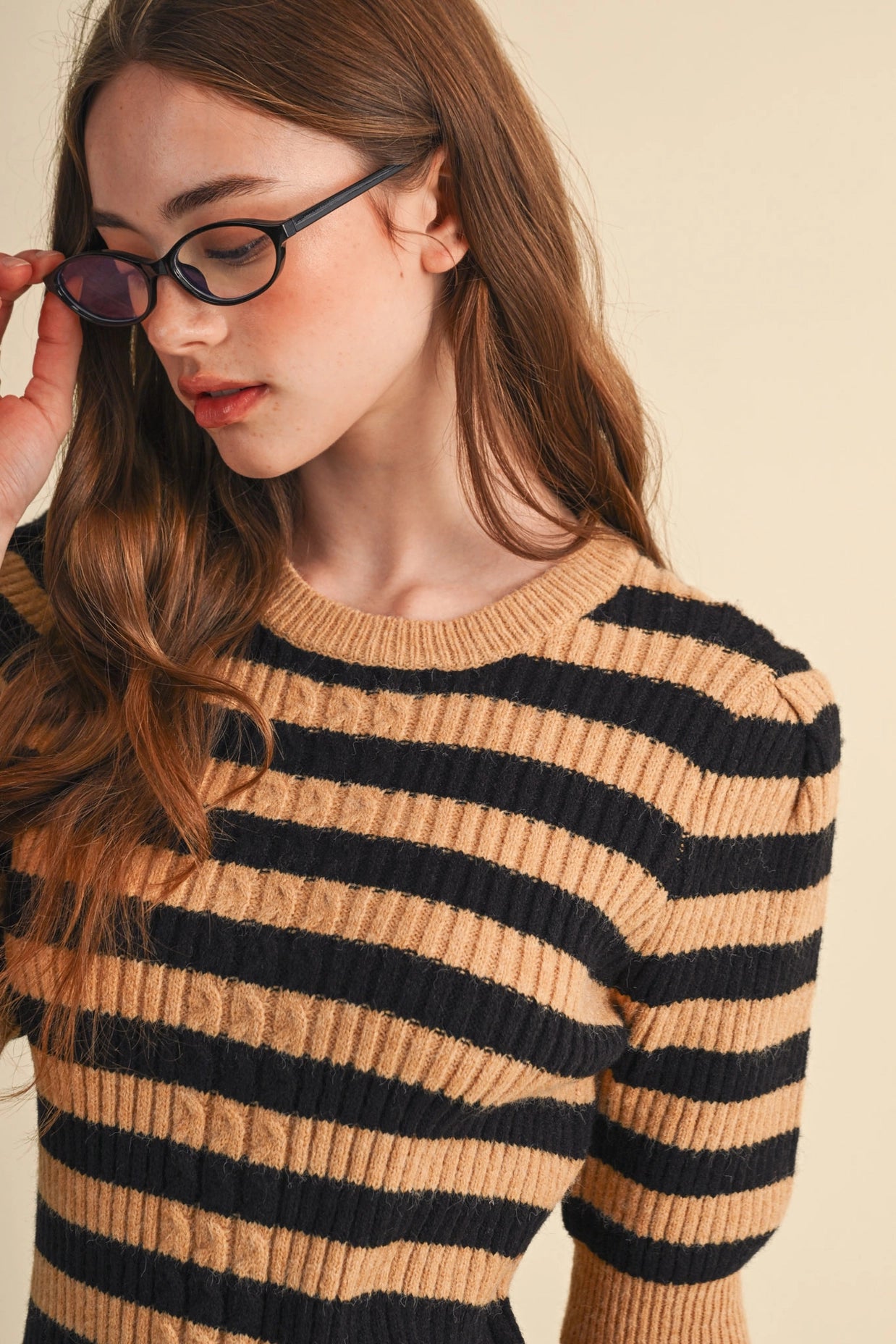 Striped Cable Knit Short Sleeve Sweater - Sand Black