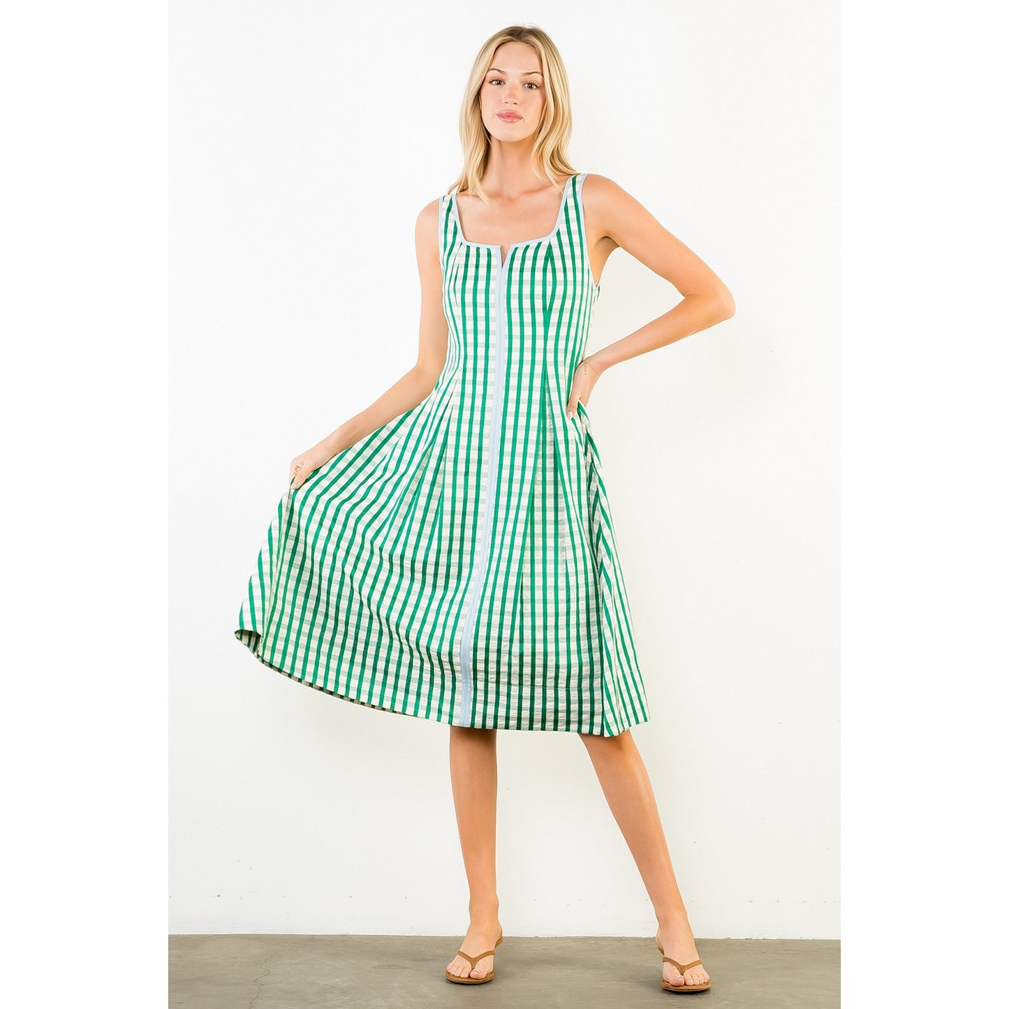 Thin Strap Gingham Pattern Dress - Green