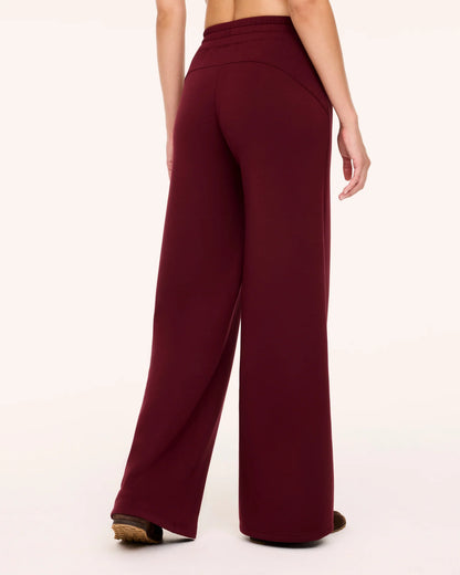 AirEssentials® Wide Leg Pant - Vino