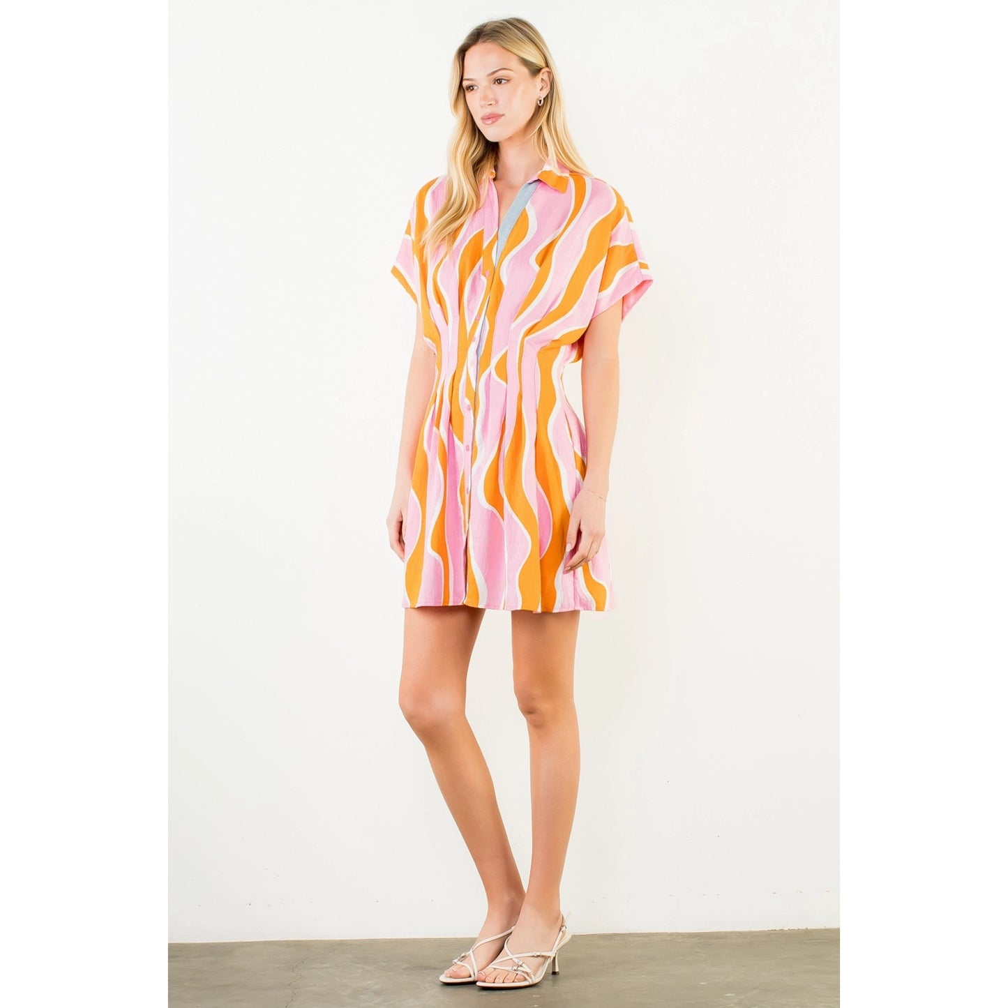 Short Sleeve Wavy Striped Pattern Dress - Pink