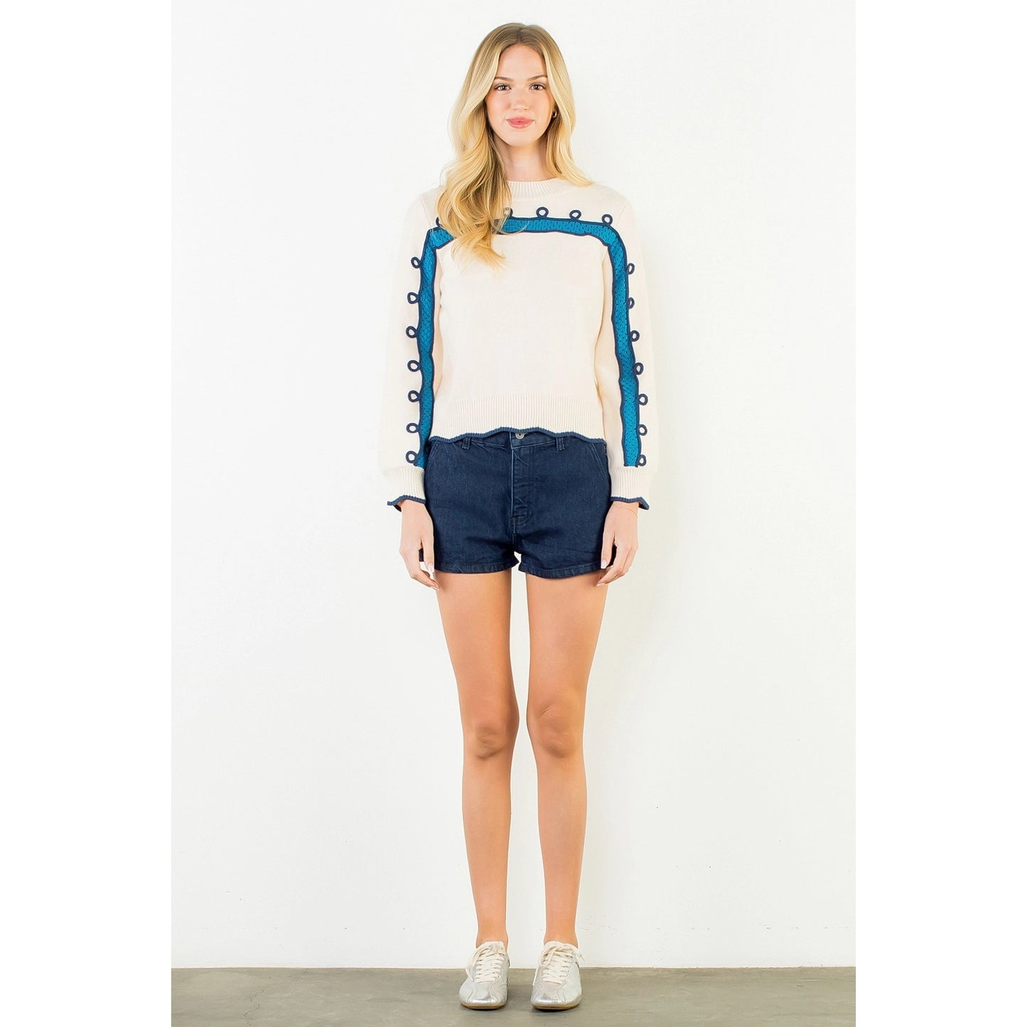 Long Sleeve Wavy Pattern Knitted Sweater - Cream