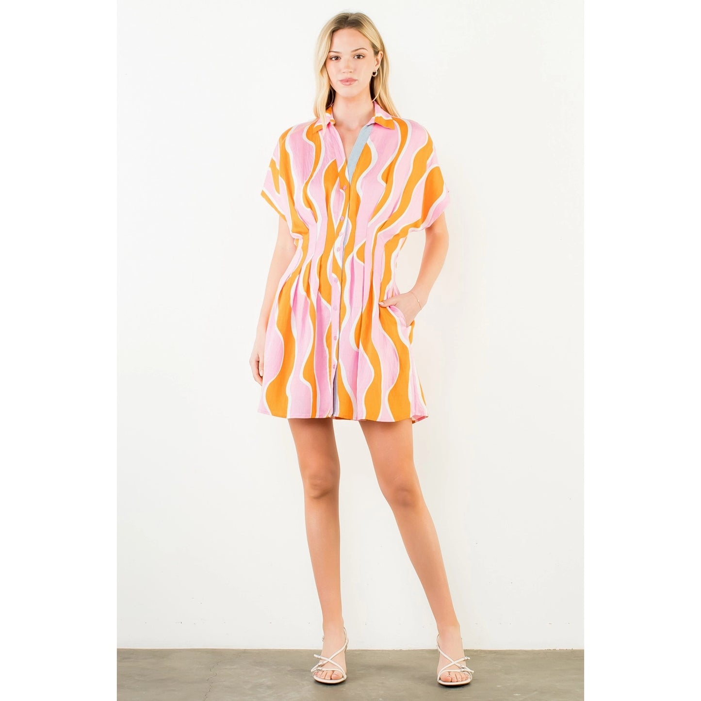 Short Sleeve Wavy Striped Pattern Dress - Pink