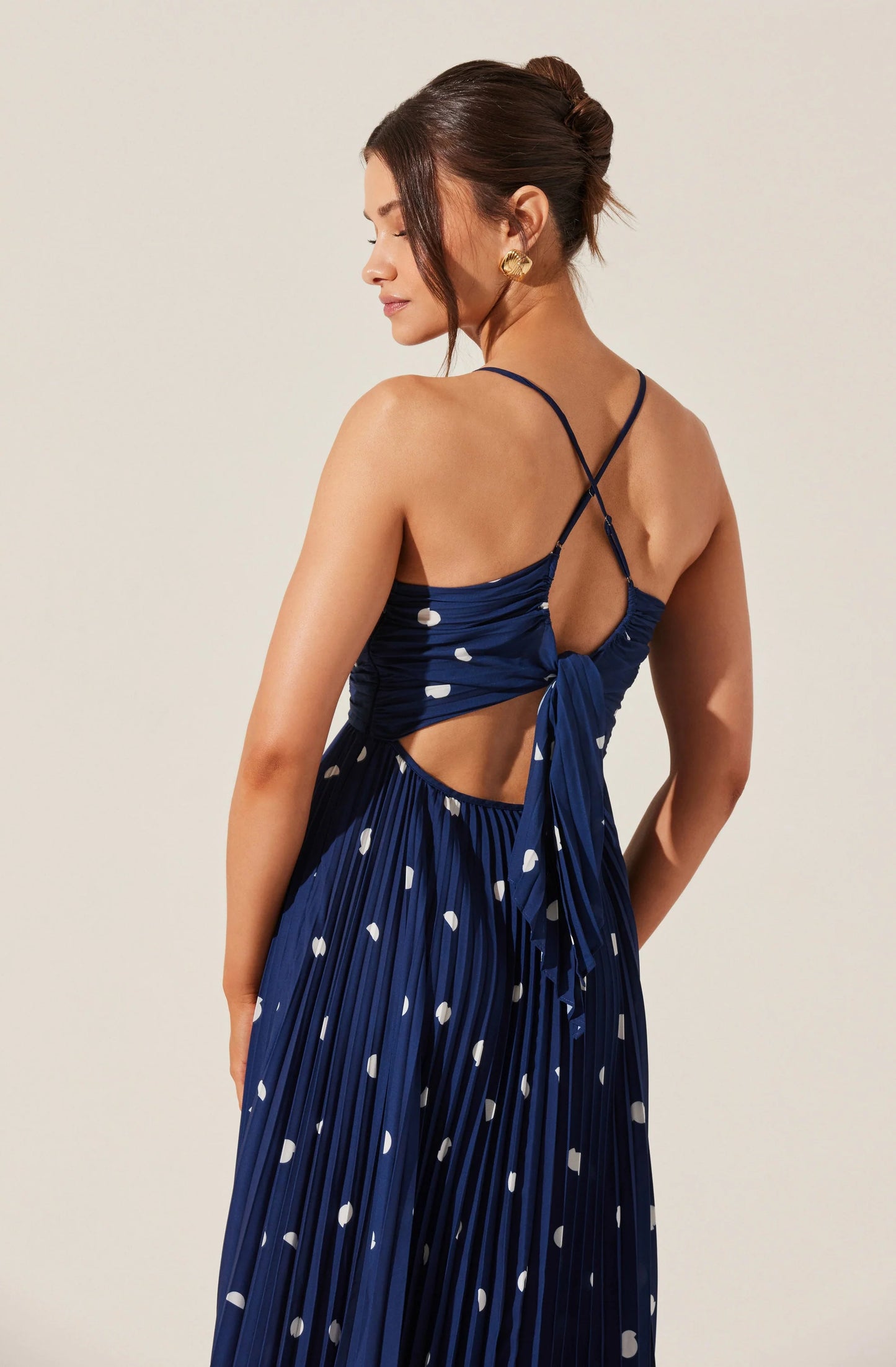 ASTR - Blythe Floral Plisse Midi Dress - Navy Polka Dot