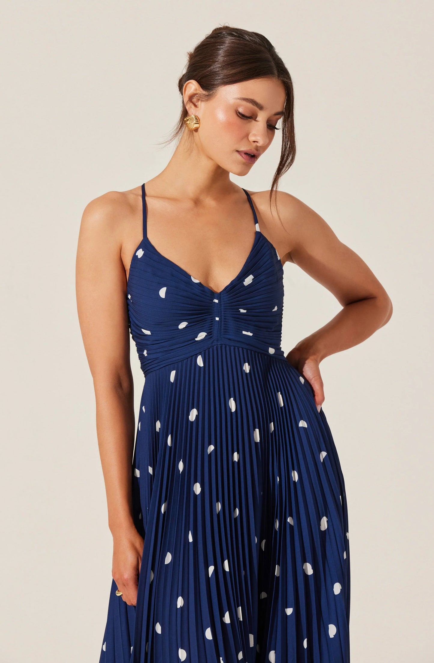 ASTR - Blythe Floral Plisse Midi Dress - Navy Polka Dot