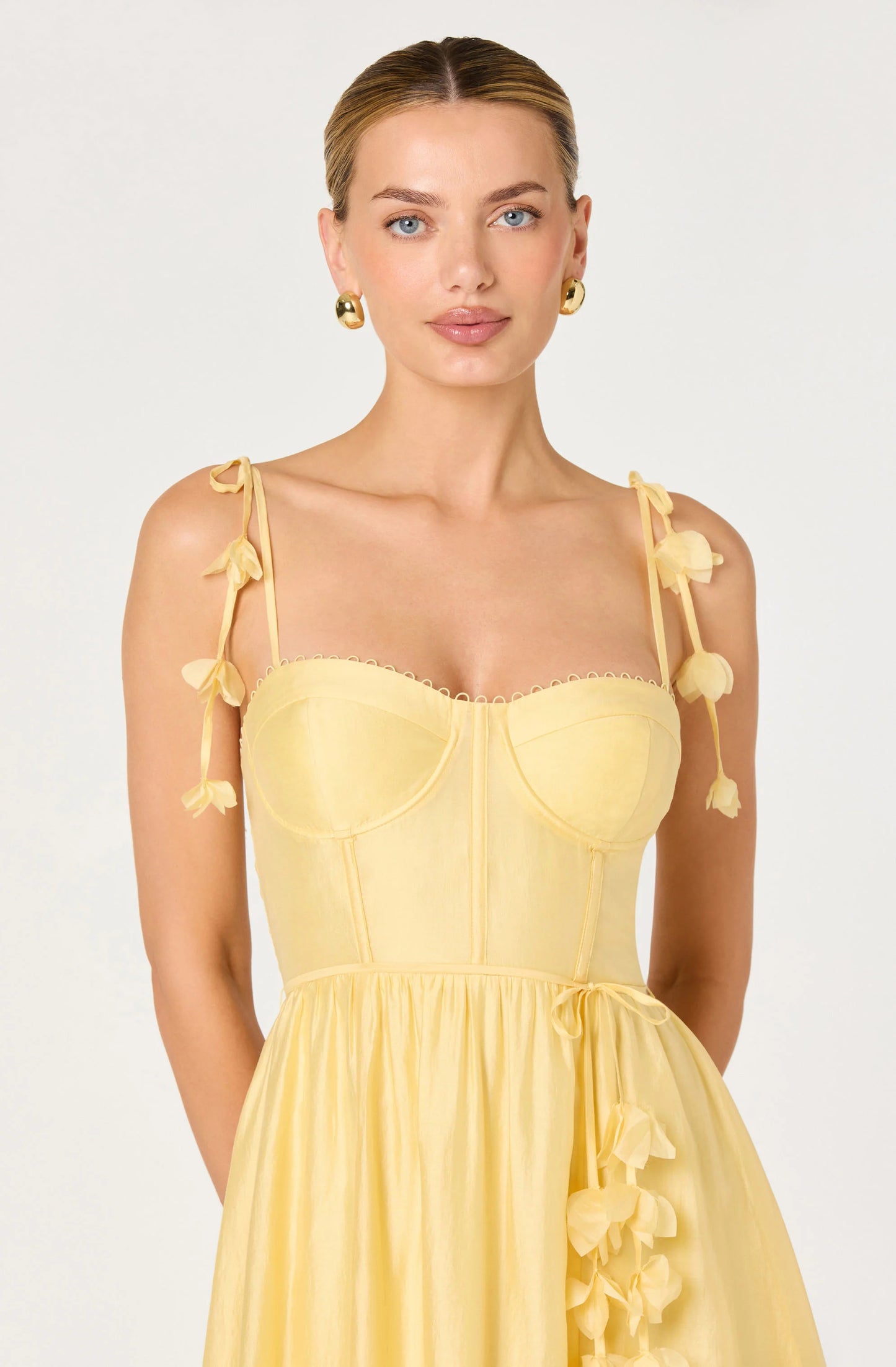 Halcyon 3D Flower Appliqué Midi Dress - Yellow