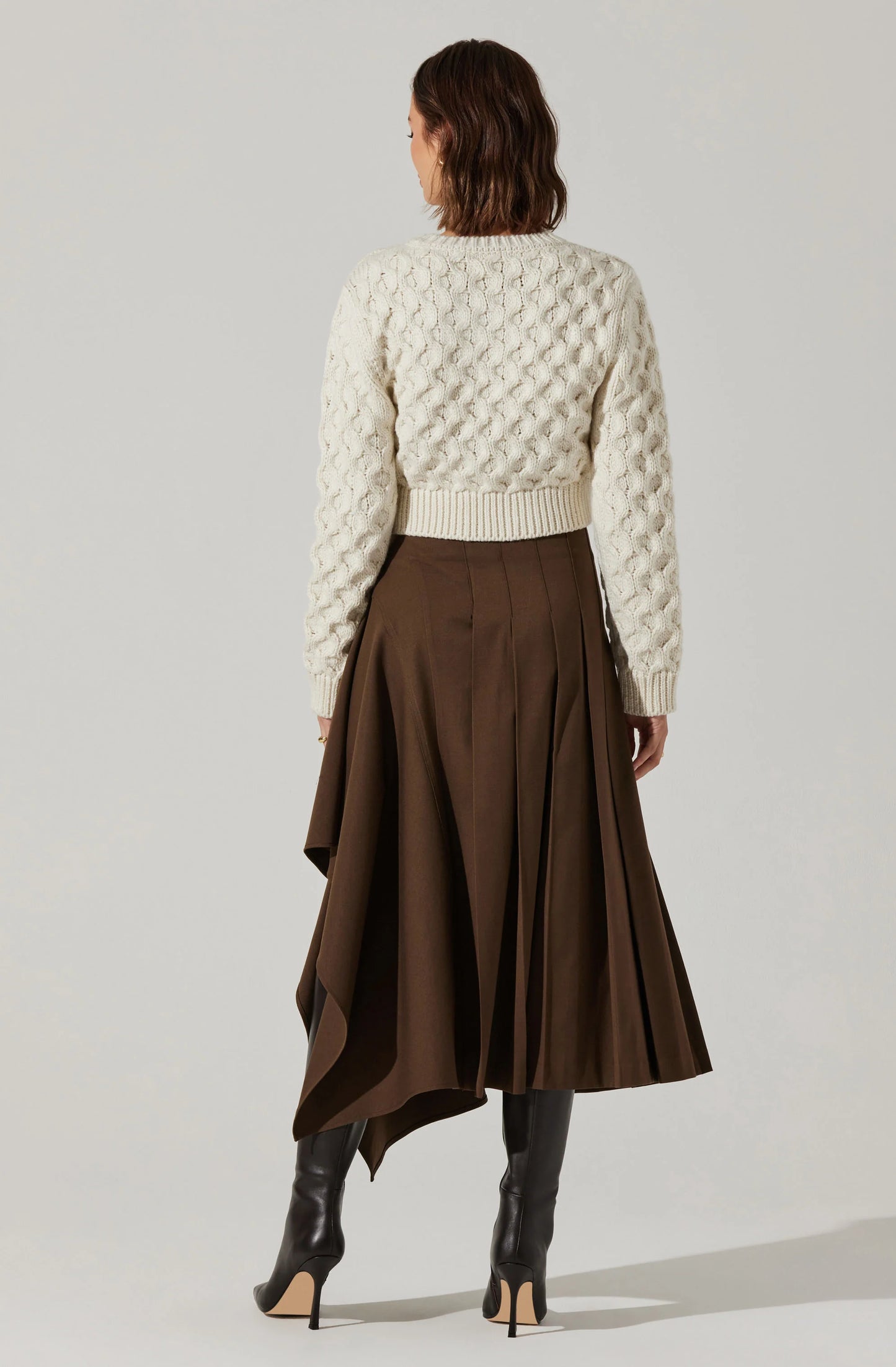 ASTR - Caila Cable Knit Cropped Sweater - Off White