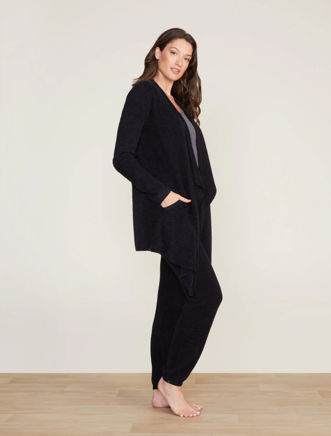 Barefoot Dreams CozyChic Lite Island Wrap Black Spinout