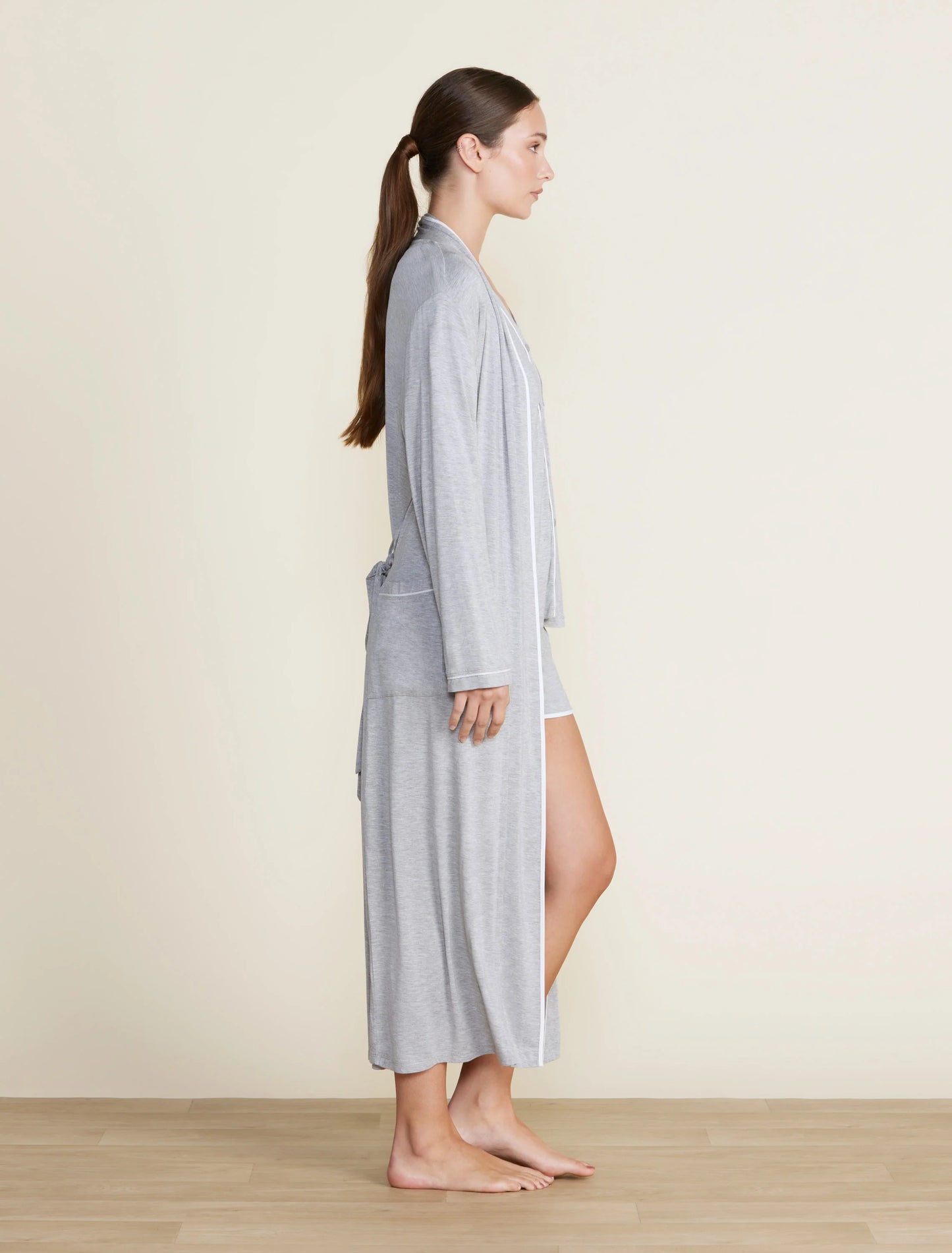 Barefoot Dreams - Malibu Collection® Soft Jersey Piped Robe - Heathered Gray/White