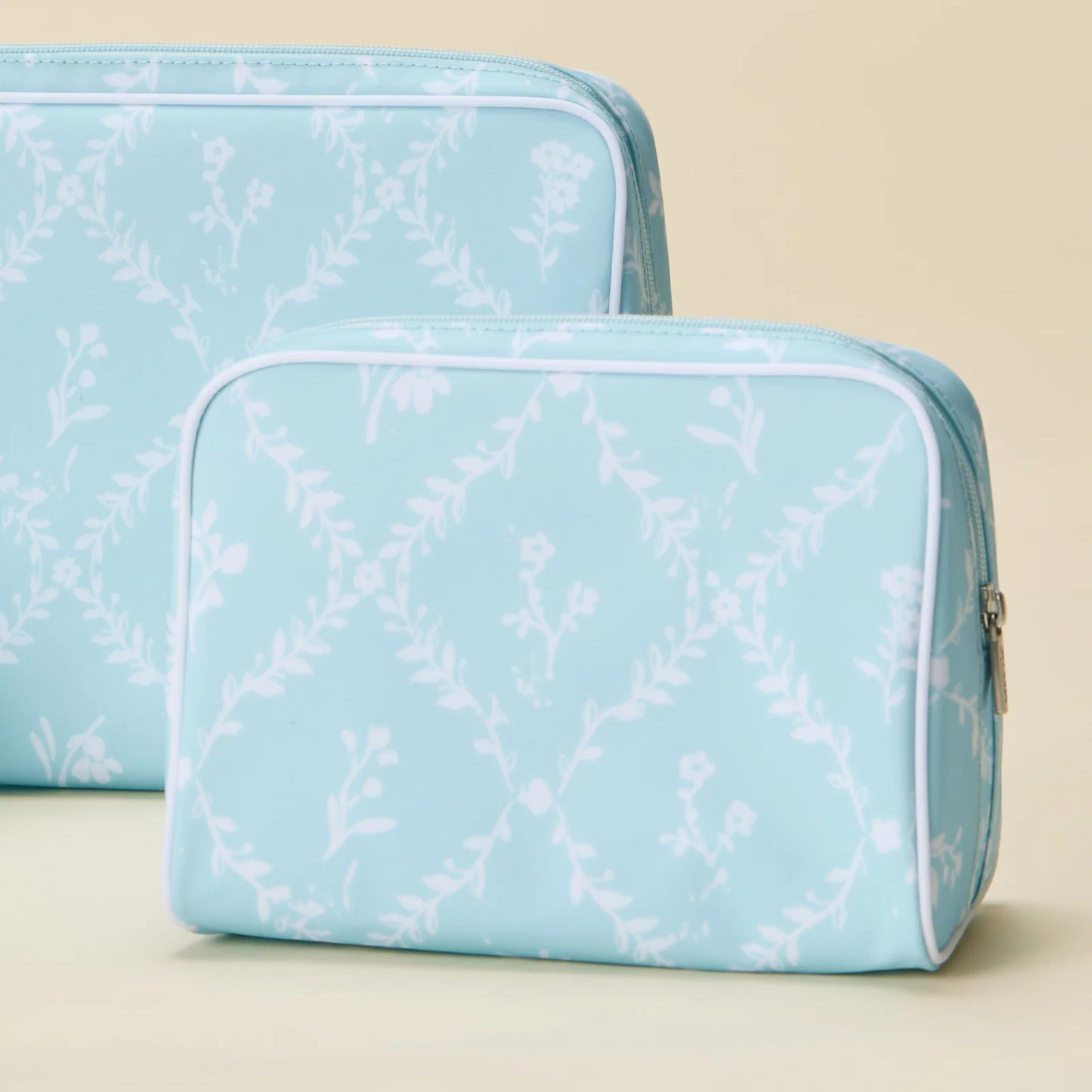Medium Patterned Toiletry Bag - Blue Trellis