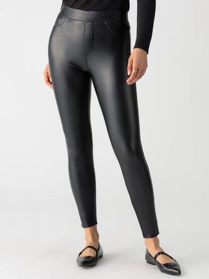 Sanctuary - Runway Semi High Rise Legging - Slick Black