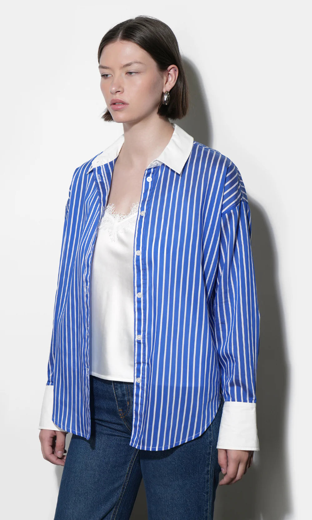 Geneviv Oversized Bold Stripe Shirt w/ Contrast Cuff - Blue/White