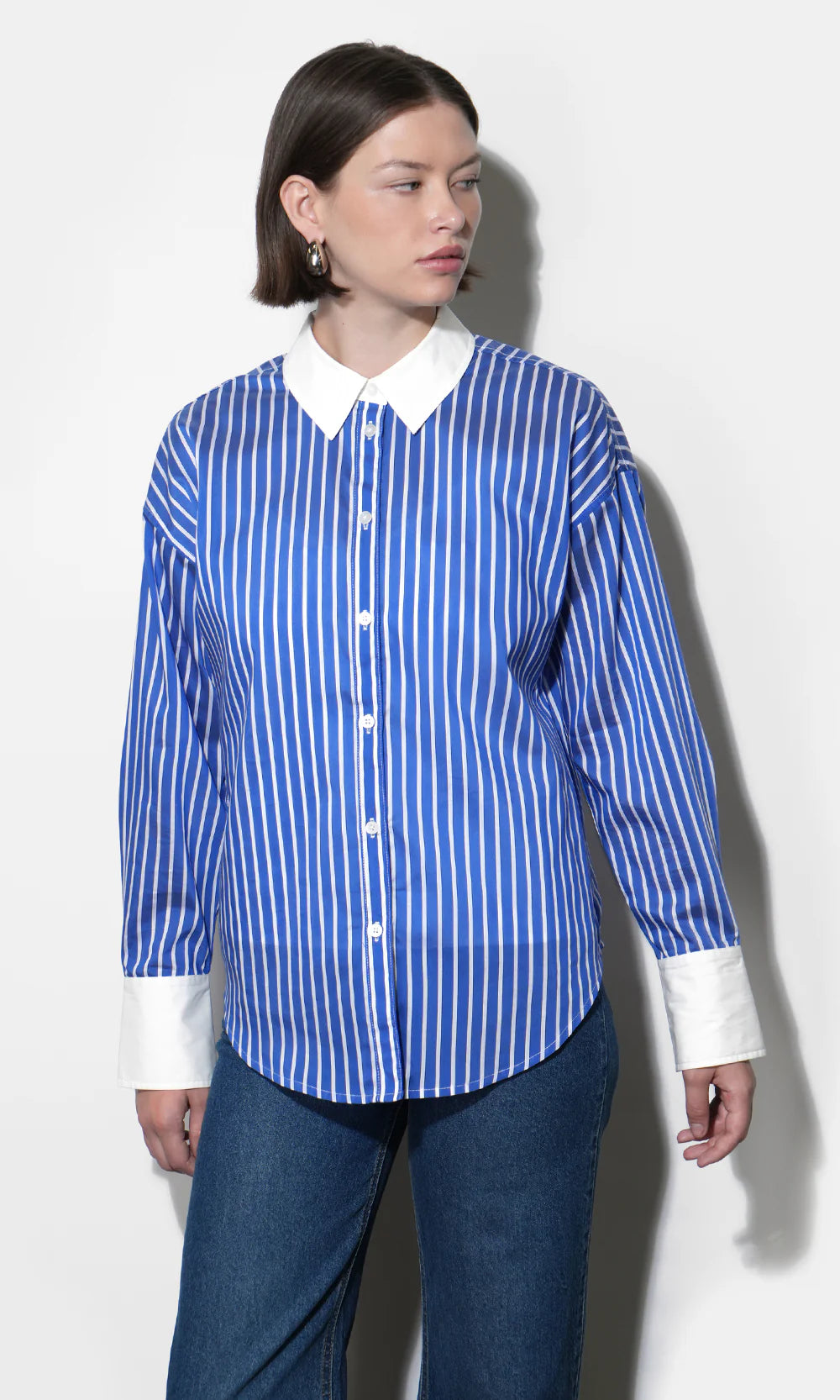 Geneviv Oversized Bold Stripe Shirt w/ Contrast Cuff - Blue/White