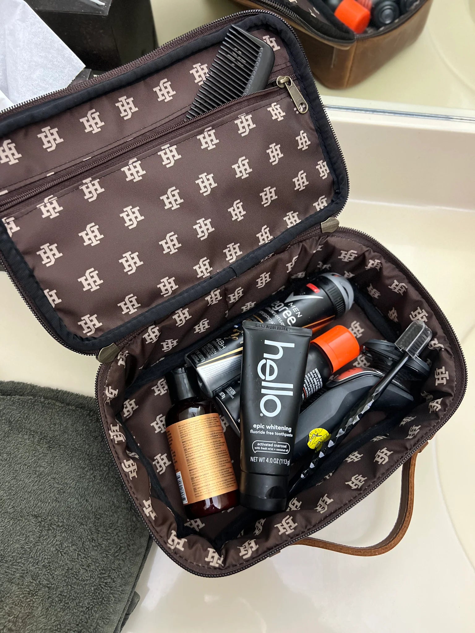 Jon Hart - JH Dopp Kit