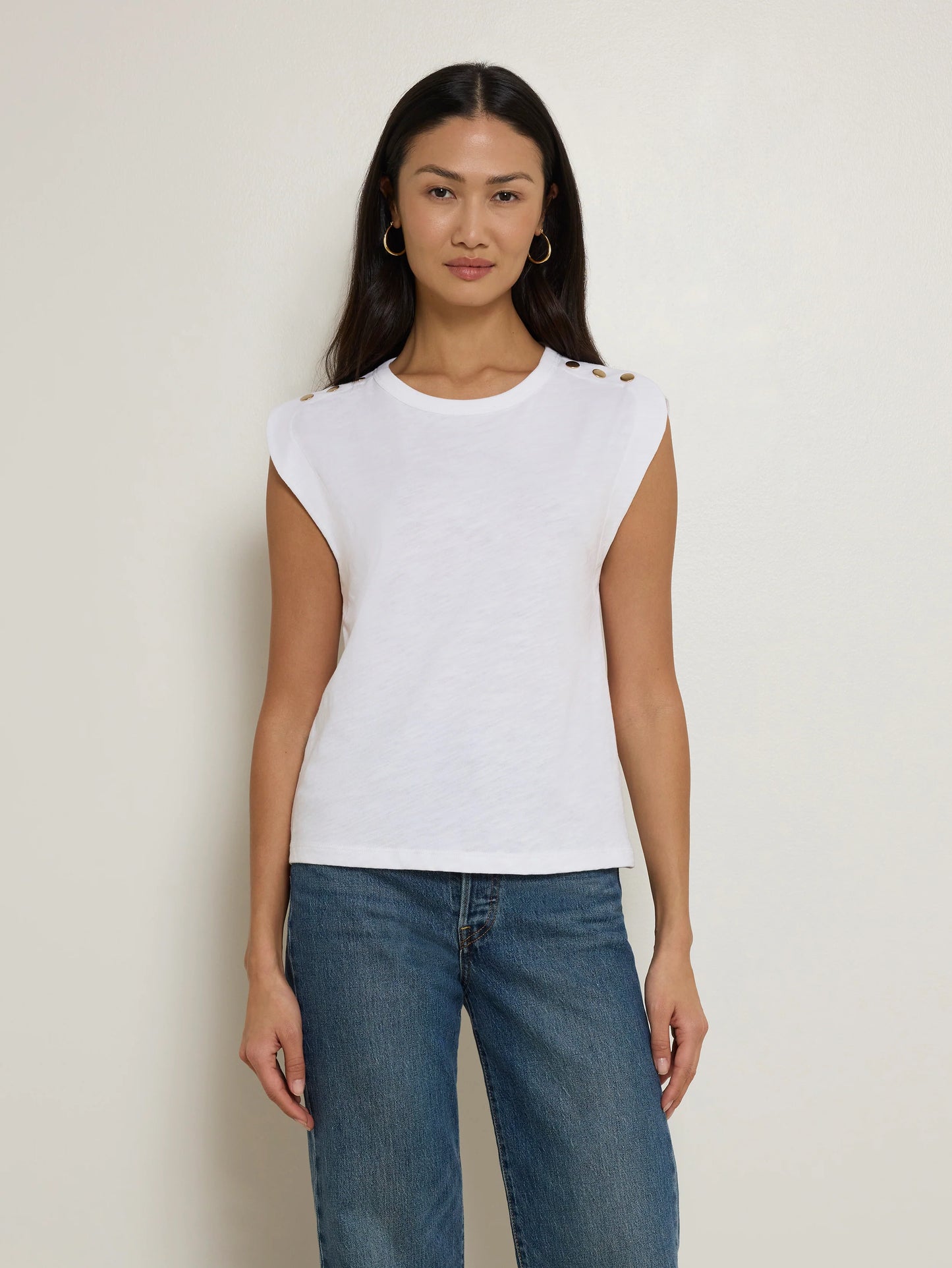 Michaela Tee - Optic White