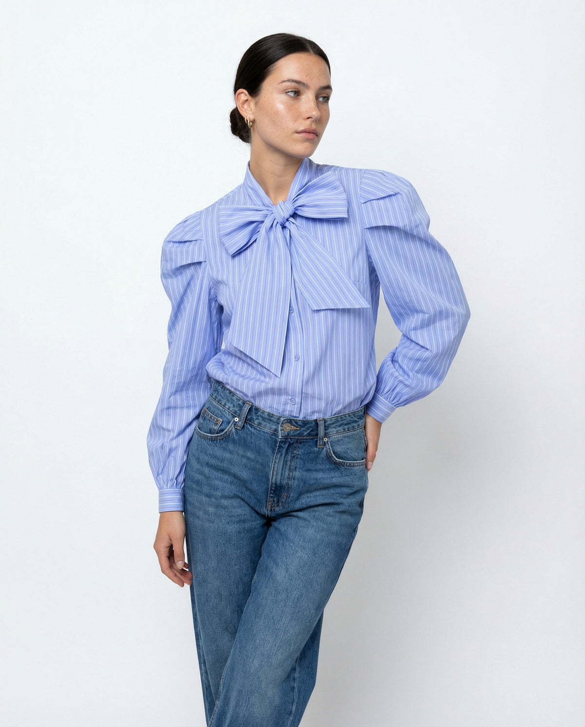 The Long Sleeve French Bow Shirt - Blue/White/Red Micro