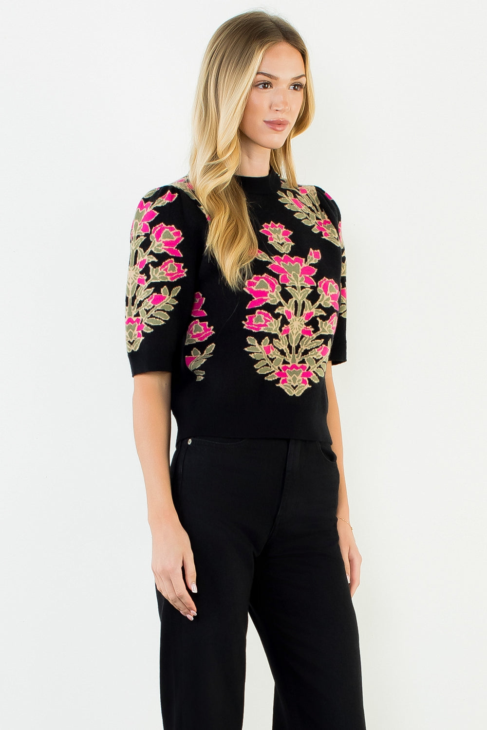 Short Sleeve Floral Pattern Sweater - Black
