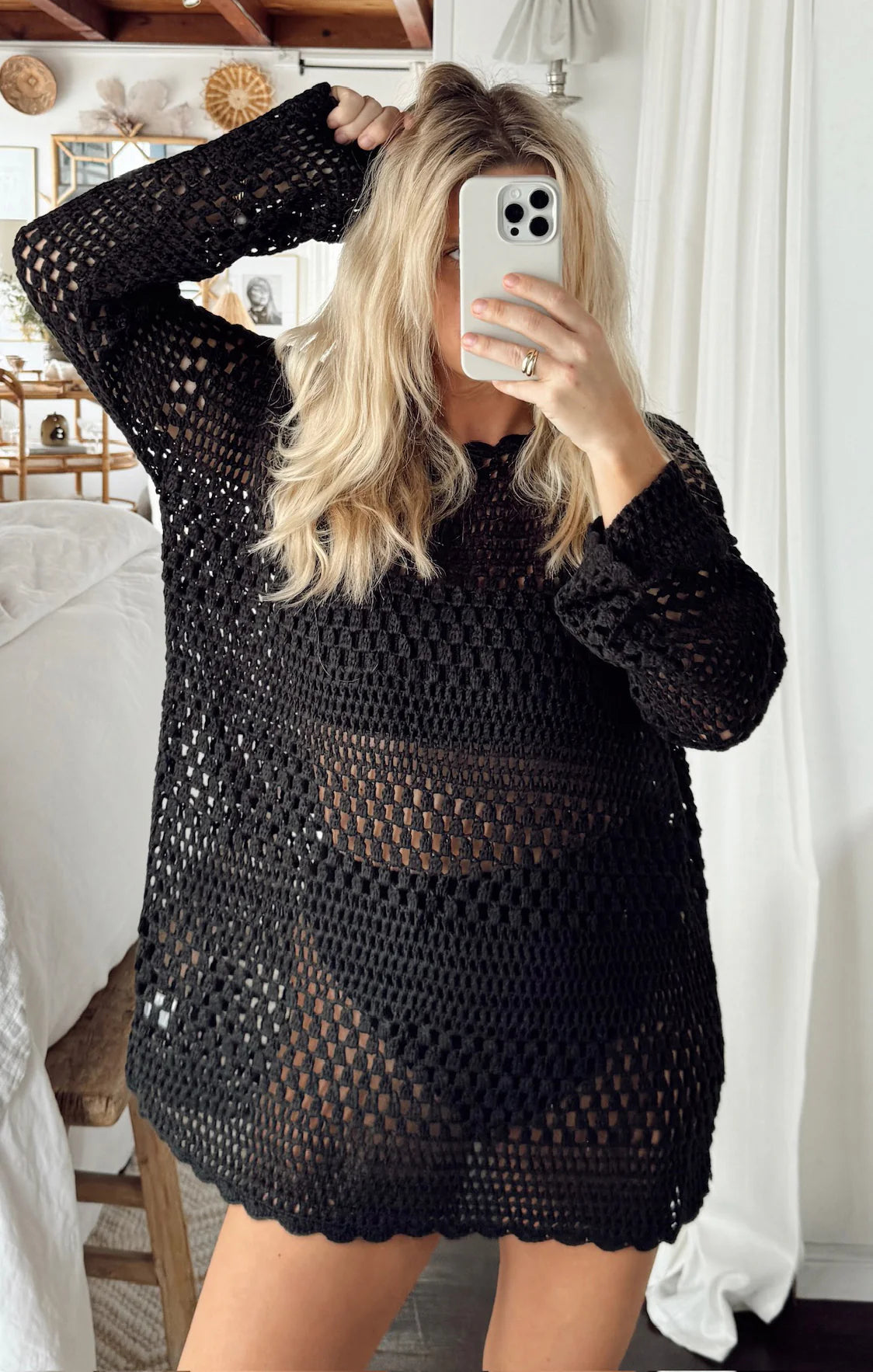 Show Me Your Mumu - Paula Pullover - Black Crochet