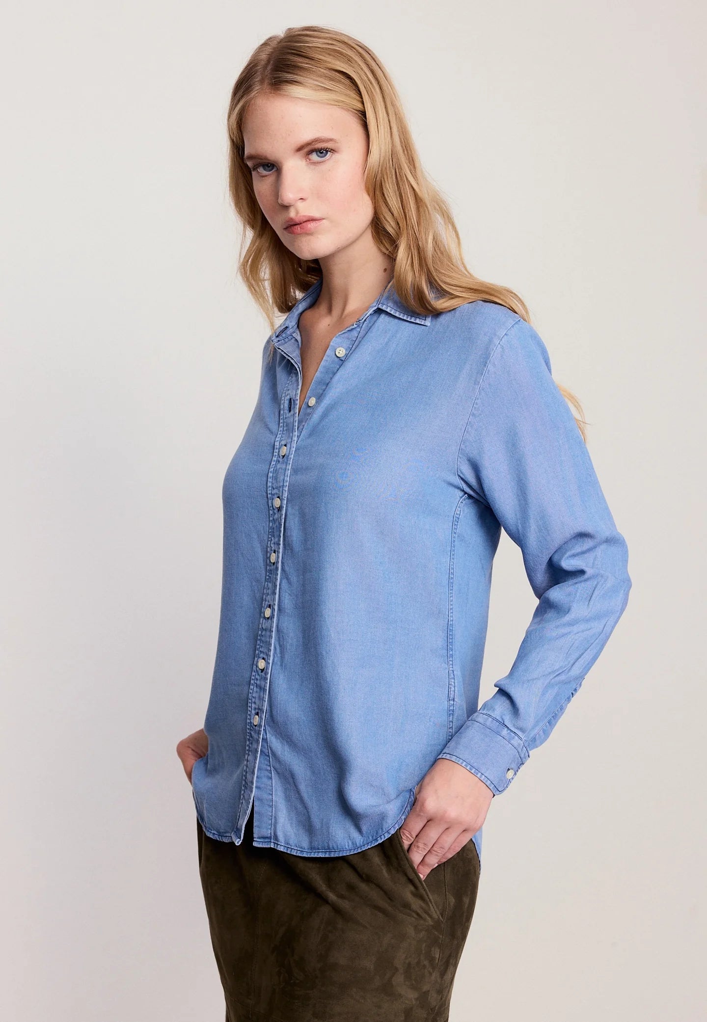 The Denim Shirt - Medium Wash