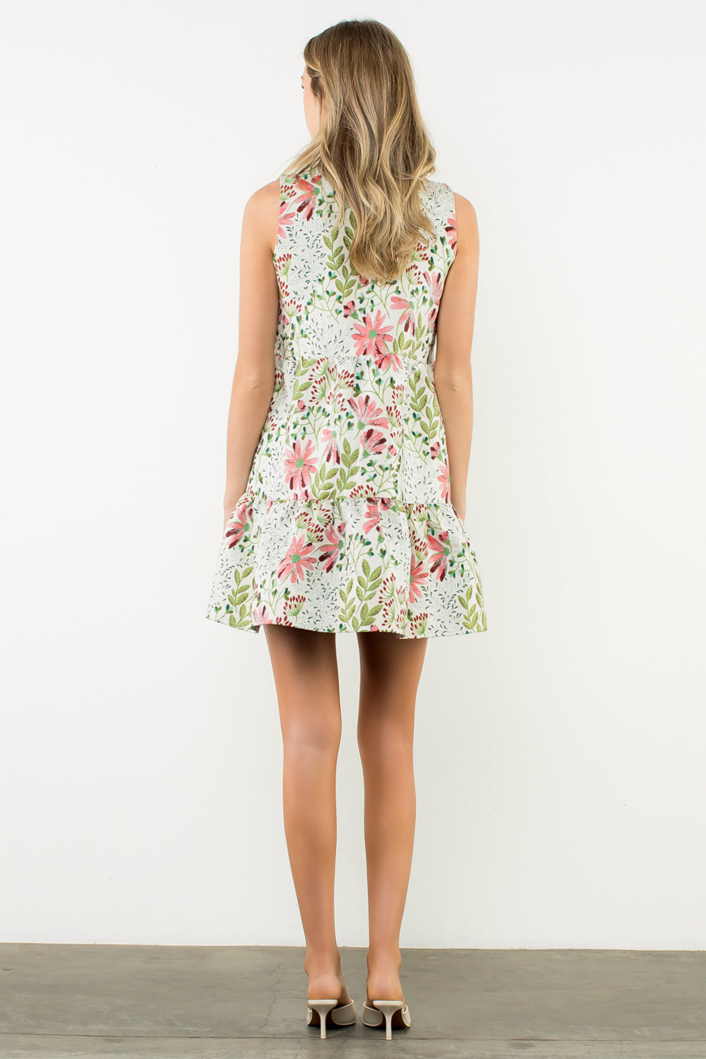 Sleeveless Flower Embroidered Dress - Cream