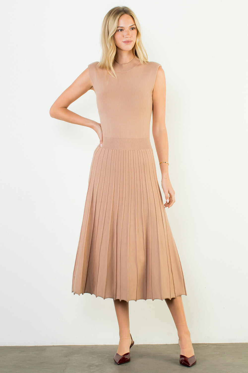 Sleeveless Knit Maxi Dress - Beige