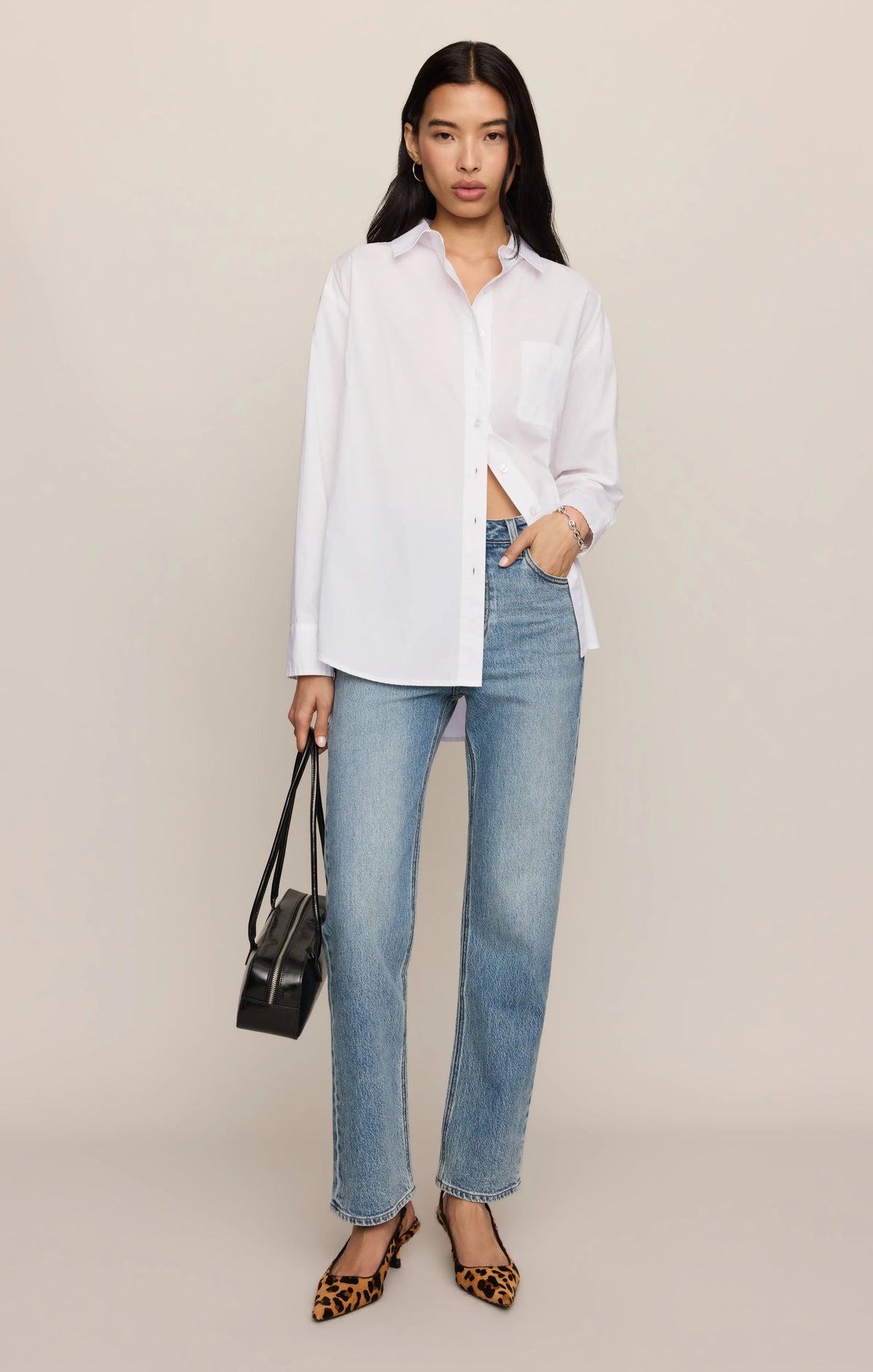 The Gallery Button Up - White