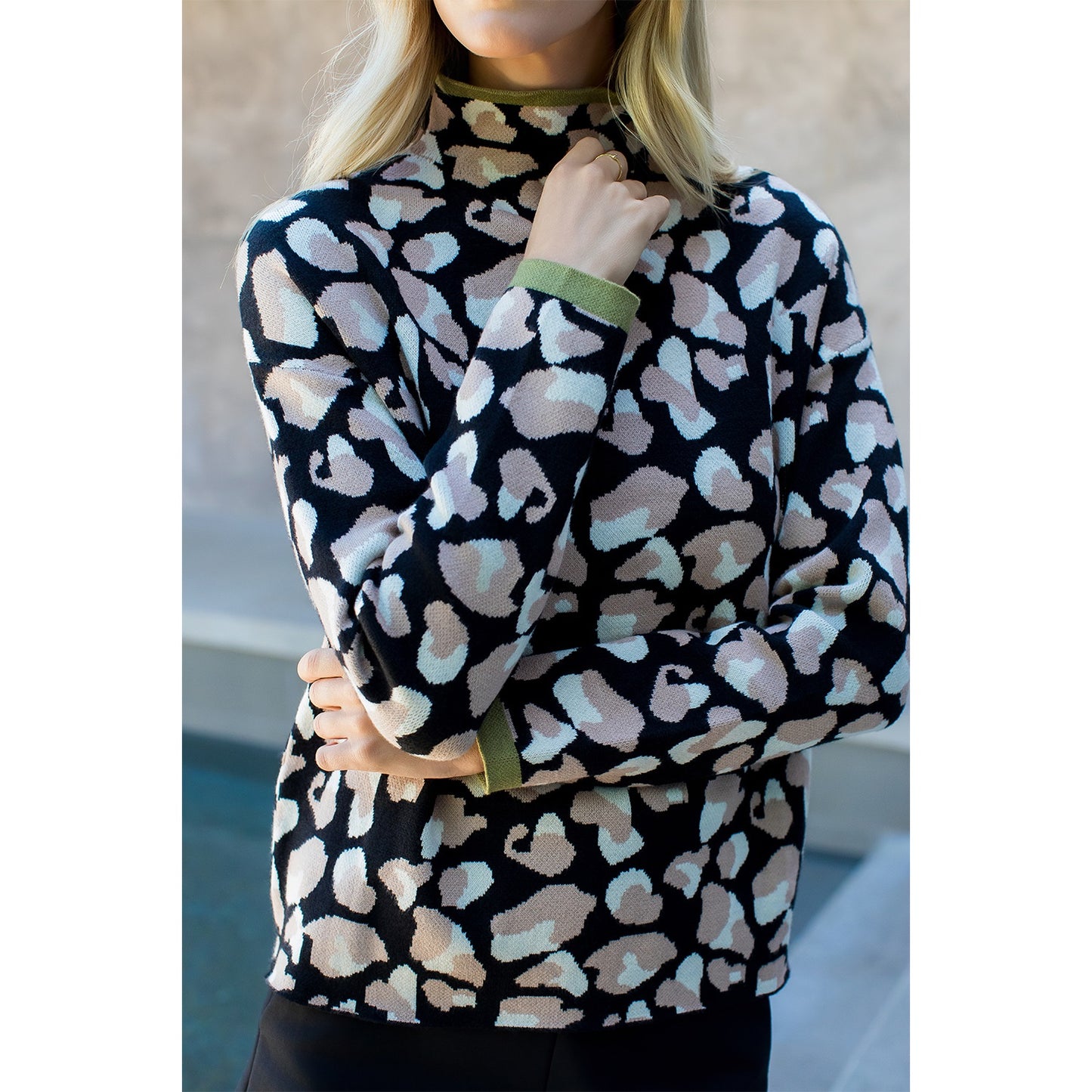 Mock Neck Pattern Detailed Sweater - Black