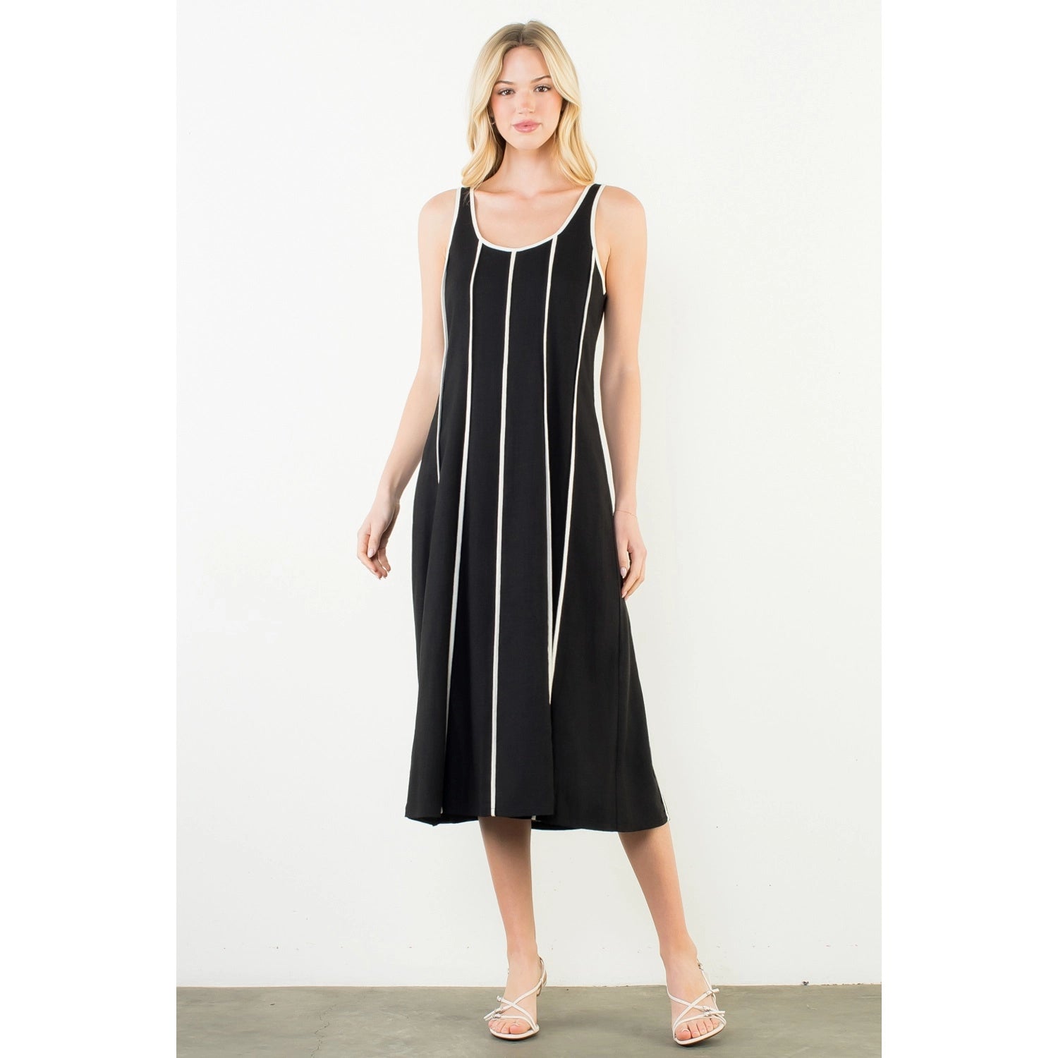 Sleeveless Striped Dress - Black - Spinout