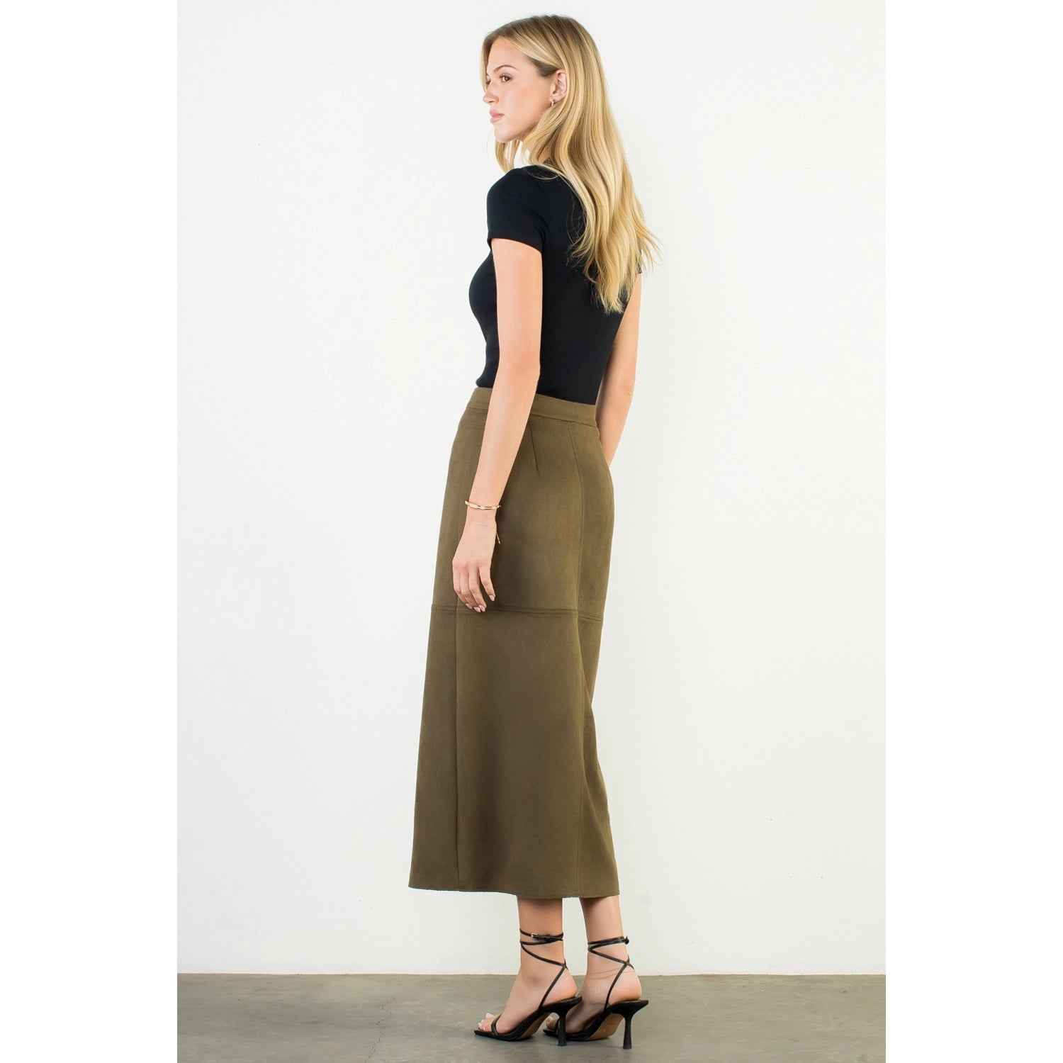 Front Slit Suede Long Skirt - Olive