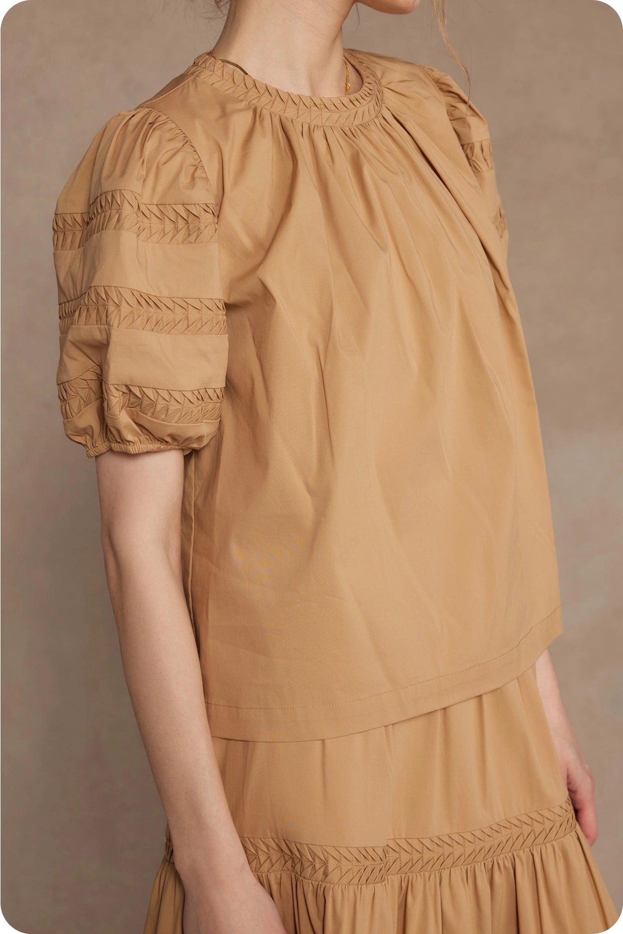 Reverse Pintuck Puff Sleeve Top - Tan