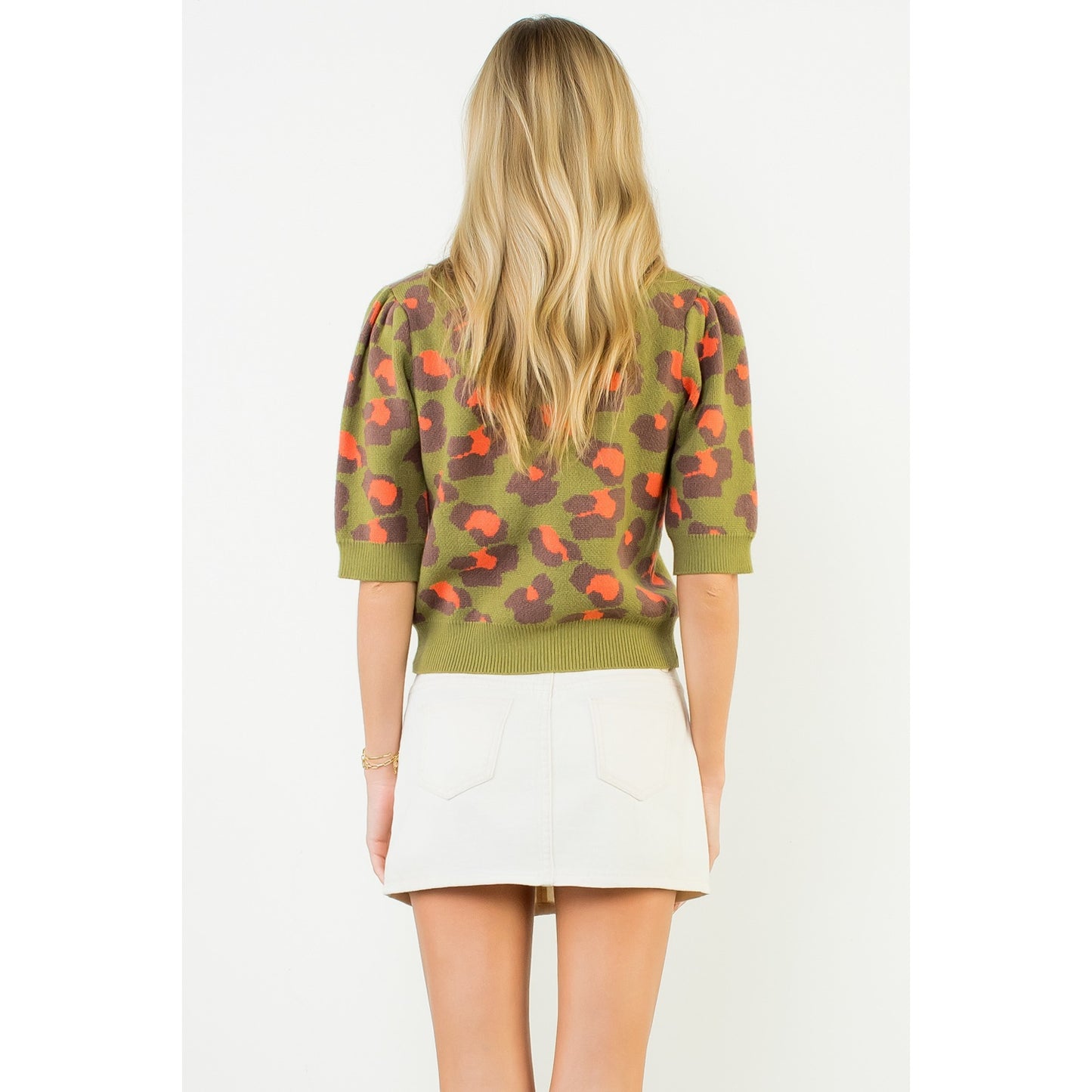 Short Sleeve Leopard Print Knit Top - Olive