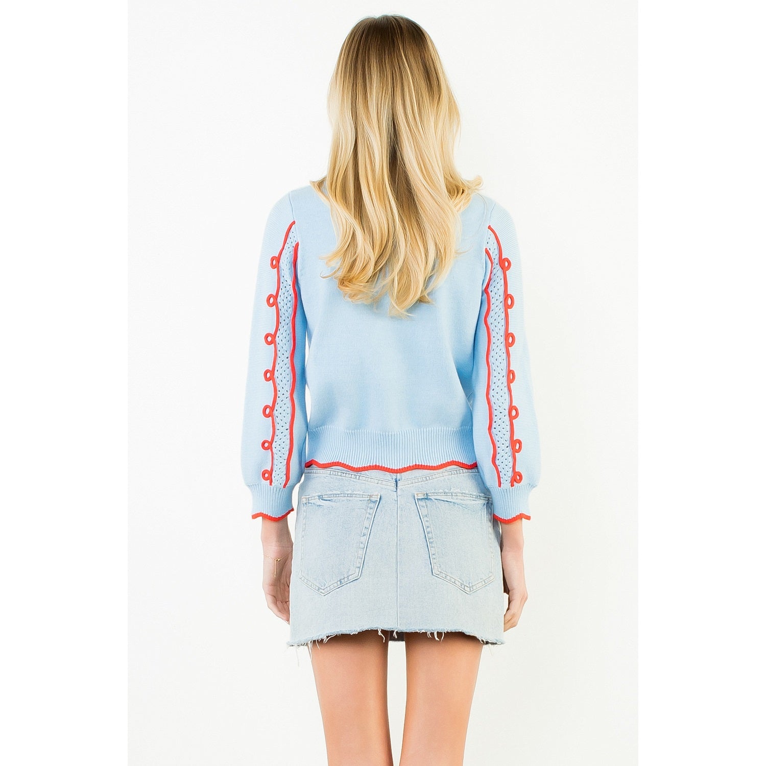 Long Sleeve Wavy Pattern Knitted Sweater - Blue