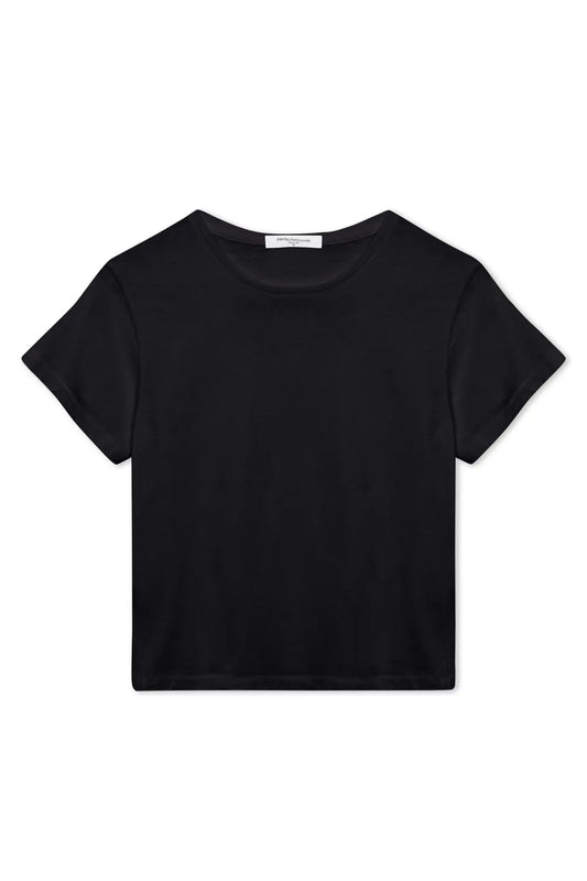 Lisa - True Black
