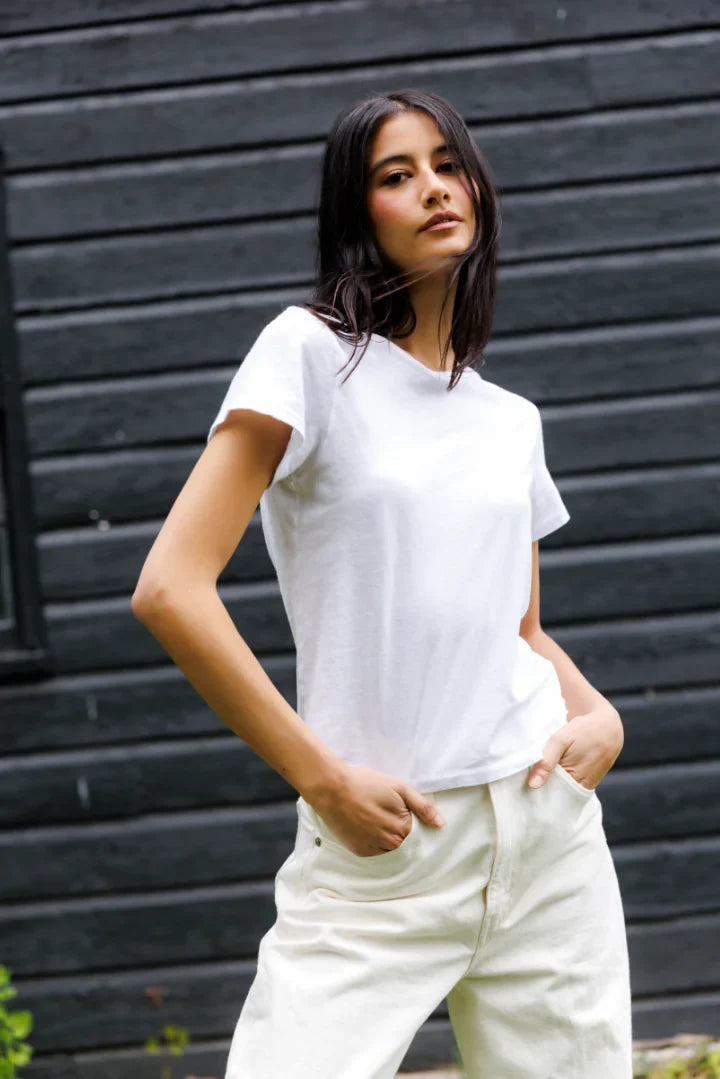 Lisa - White