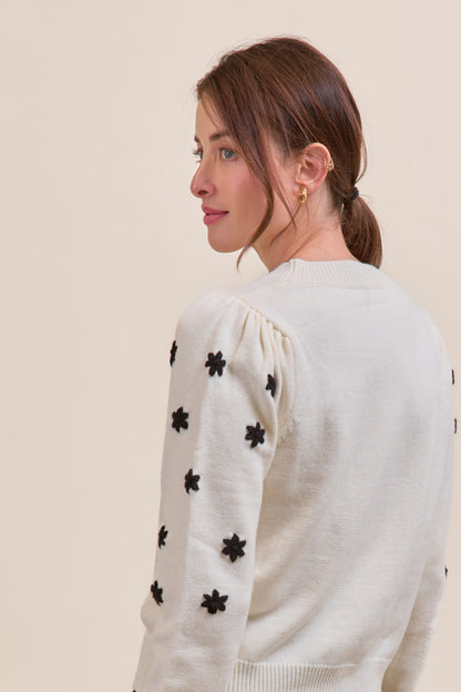 Floral Embroidered Pullover Sweater - Ivory