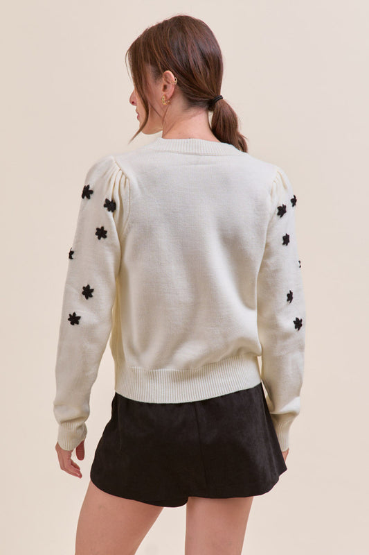Floral Embroidered Pullover Sweater - Ivory