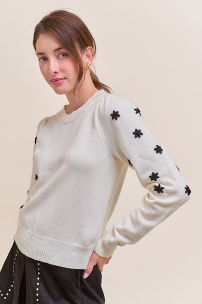 Floral Embroidered Pullover Sweater - Ivory