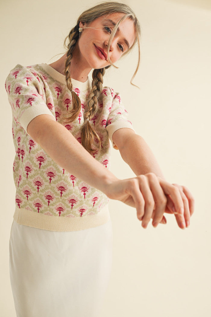 Floral Pattern Short Sleeve Sweater - Cream Rose Multi