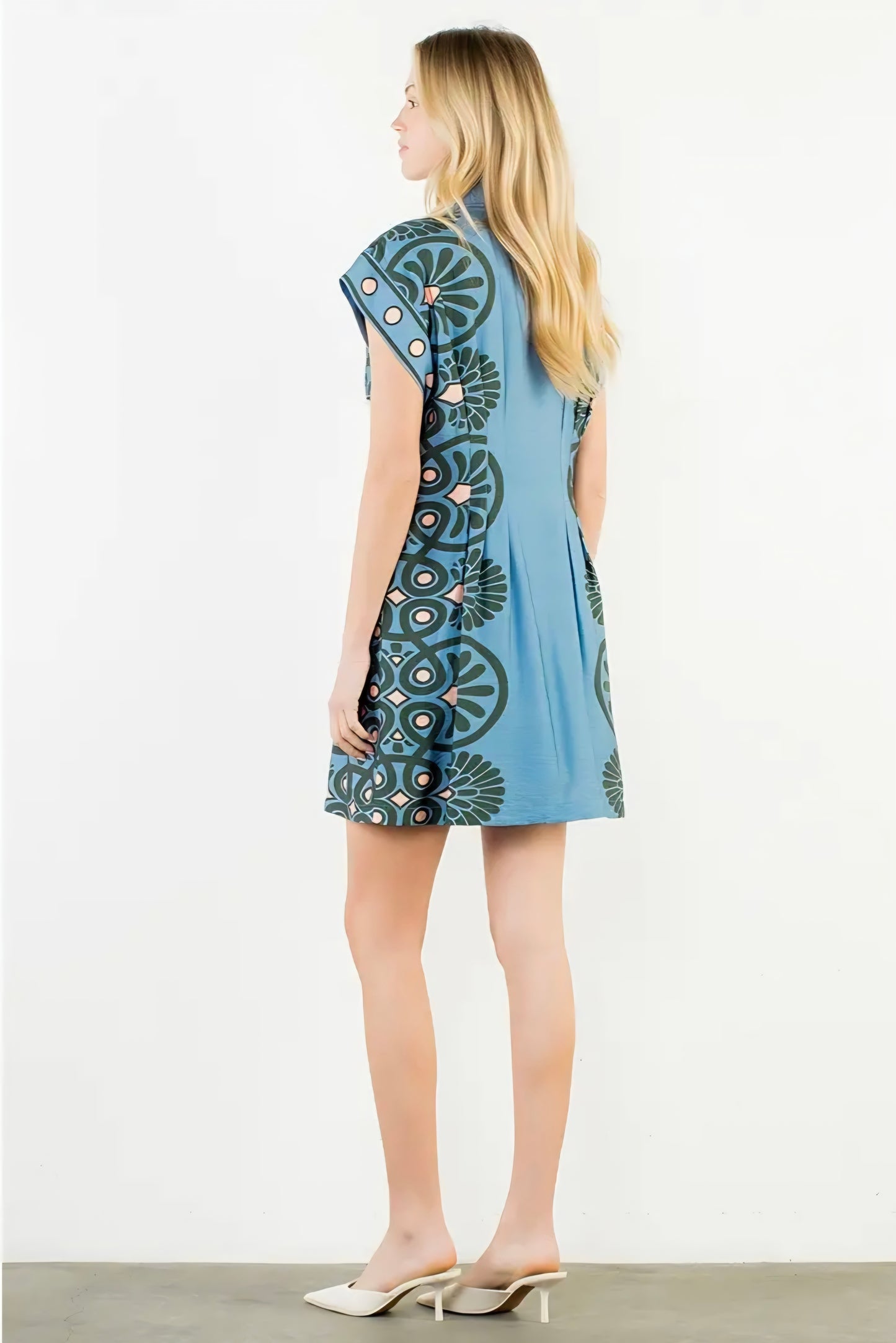 Short Sleeve Distinctive Pattern Dress - Blue
