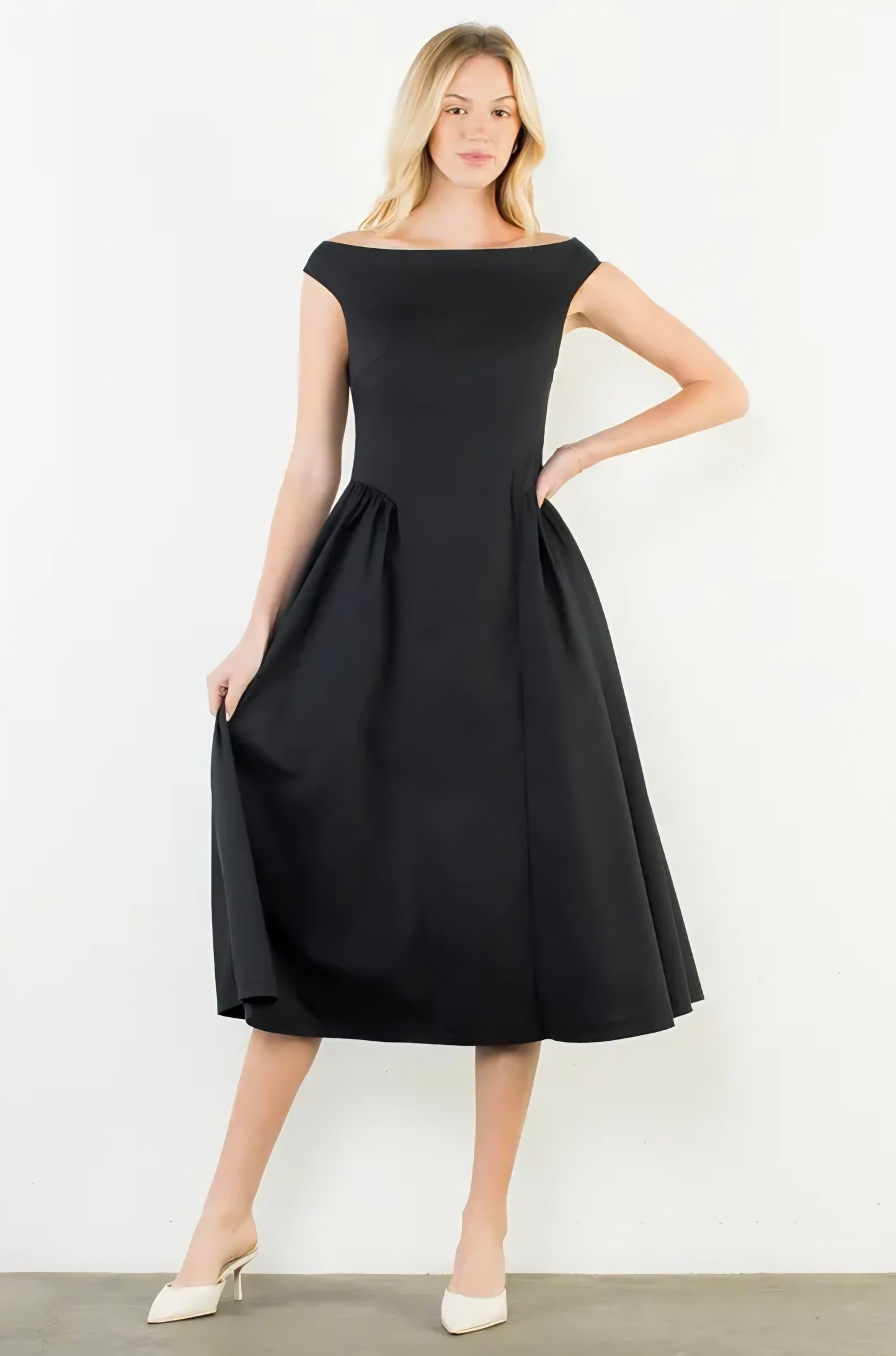 Sleeveless Midi Dress - Black