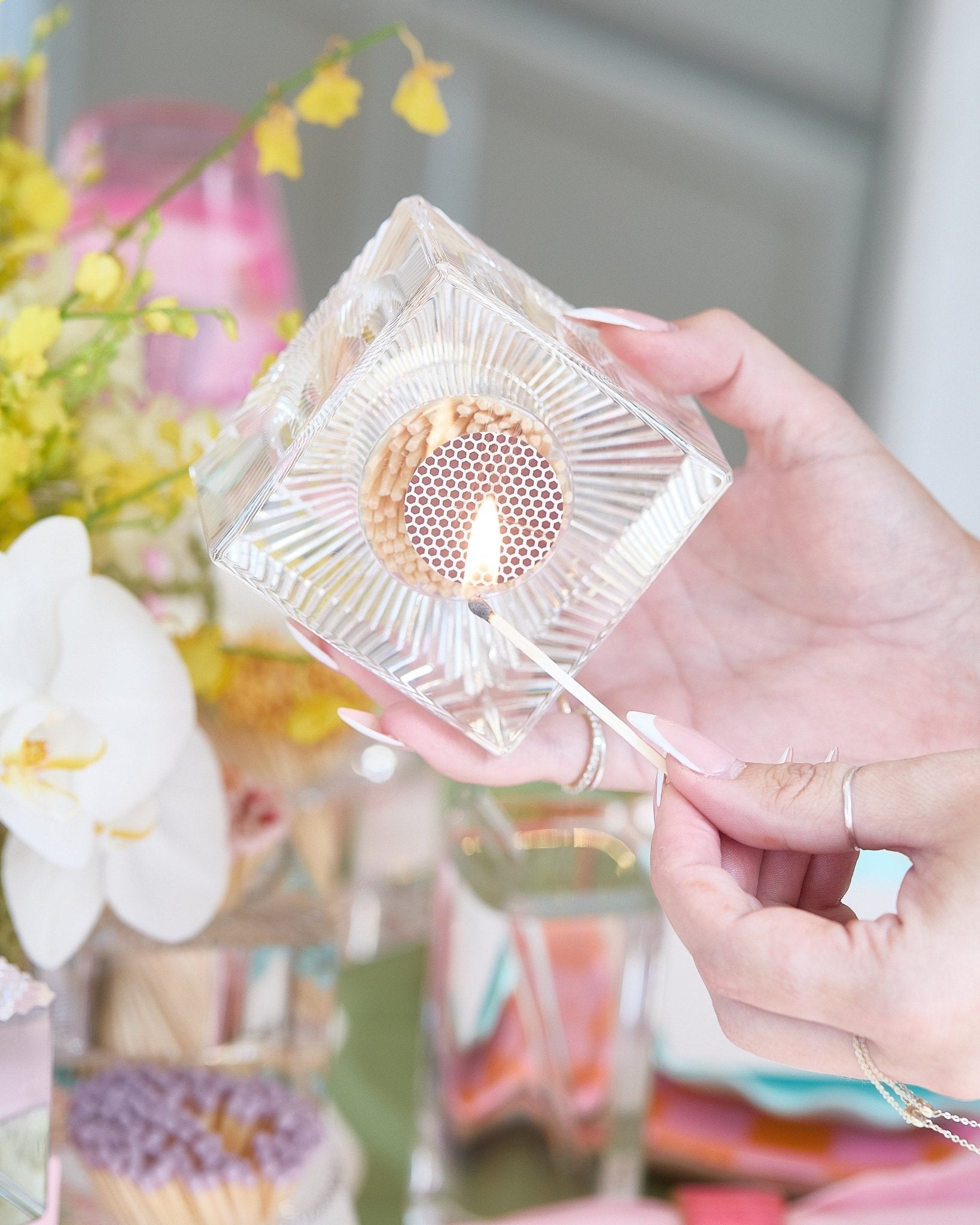 Square Match Striker | Confetti Matches