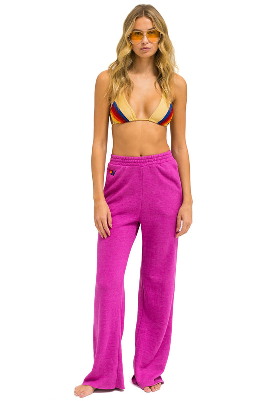 Wide Leg - Womens Pocket Sweatpants - Magenta