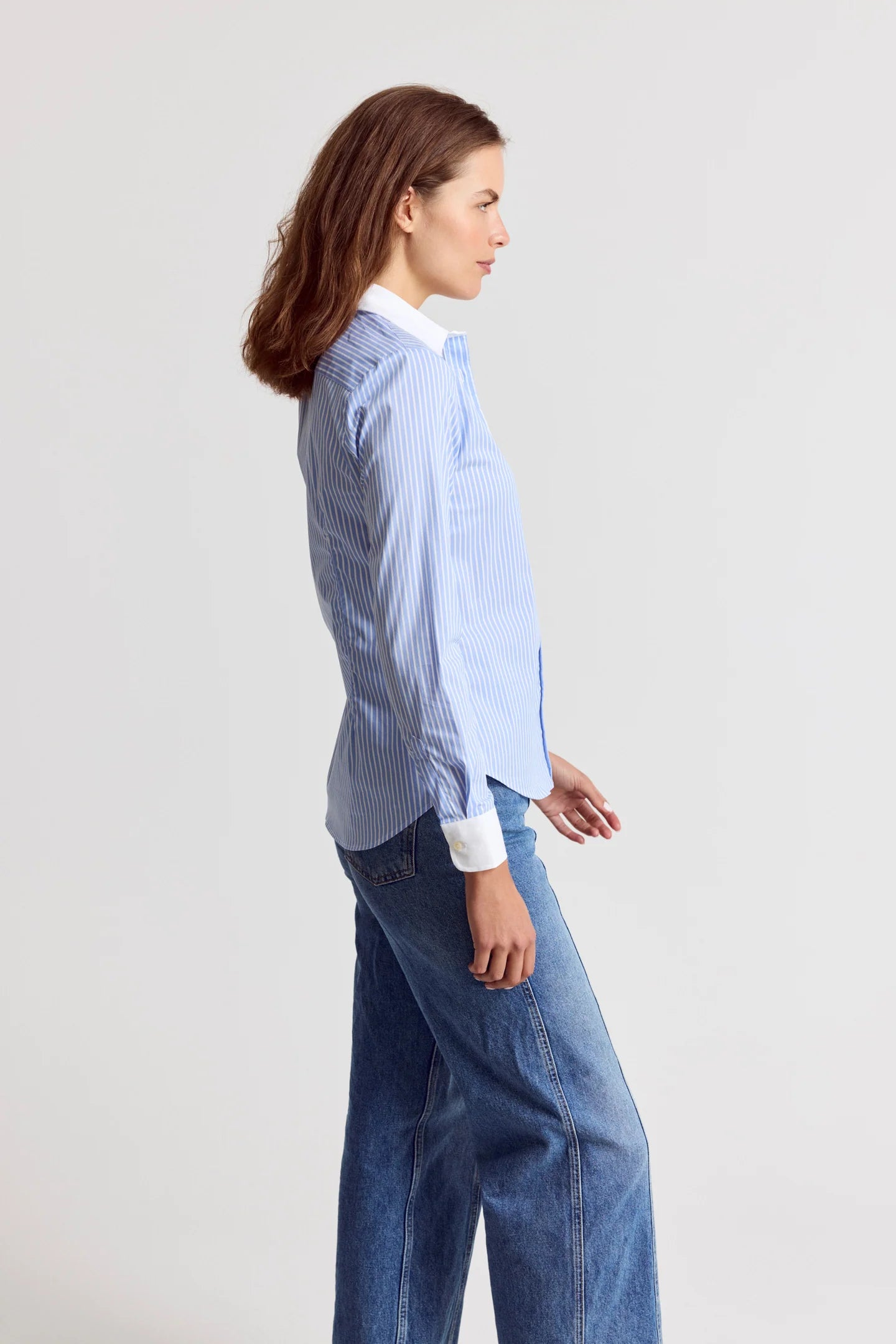 The Icon Shirt in Stripe - Sky Blue/White Collar