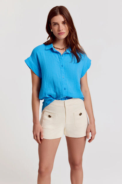 The Shirt - The Short Sleeve Boyfriend Shirt In Gauze - Turquoise